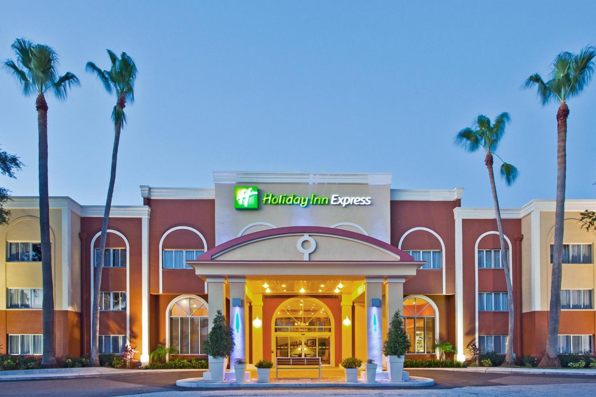 Holiday Inn Express Hotel Clearwater East - Icot Center, An Ihg Hotel Pinellas Park Exterior photo